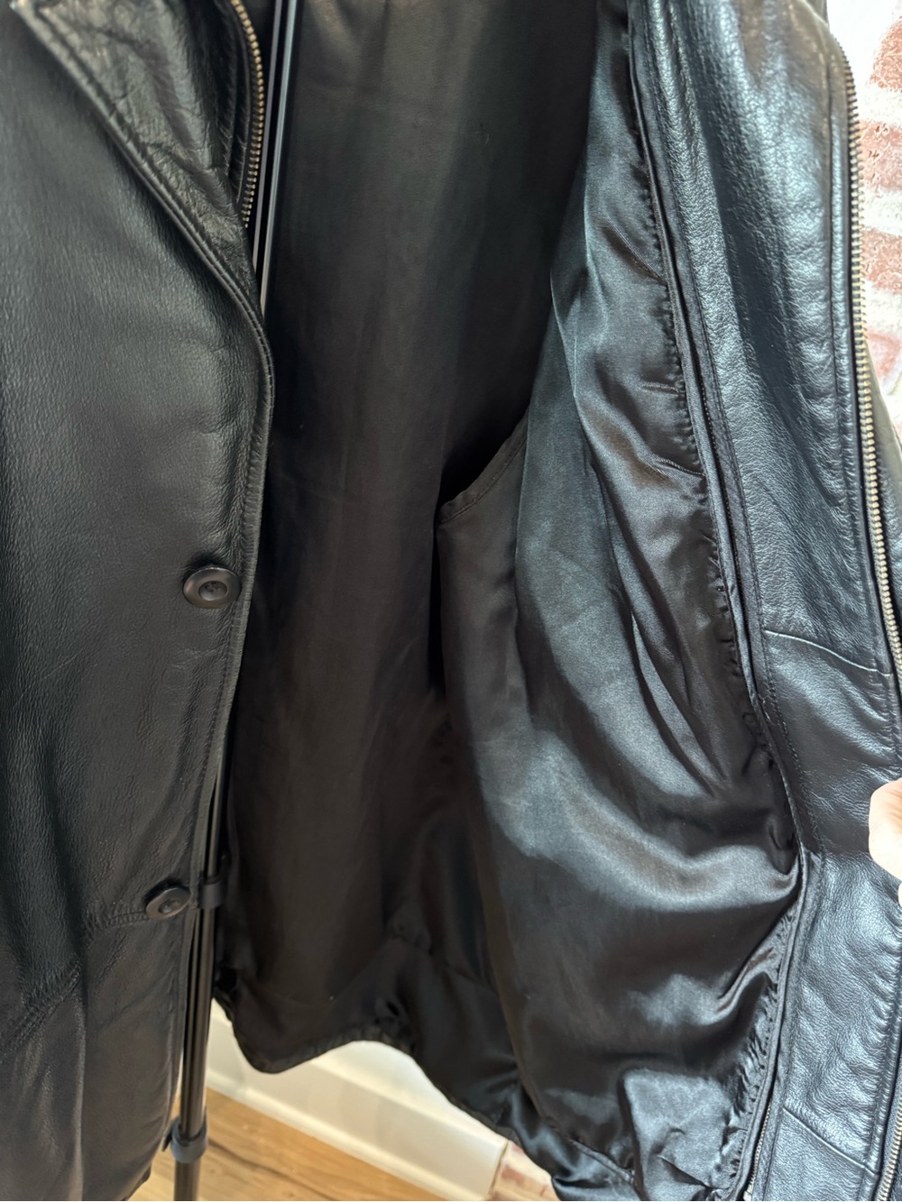 Wilson's Leather Vintage Black Genuine Leather Car / Trench Coat - Large - Picture 9 of 16
